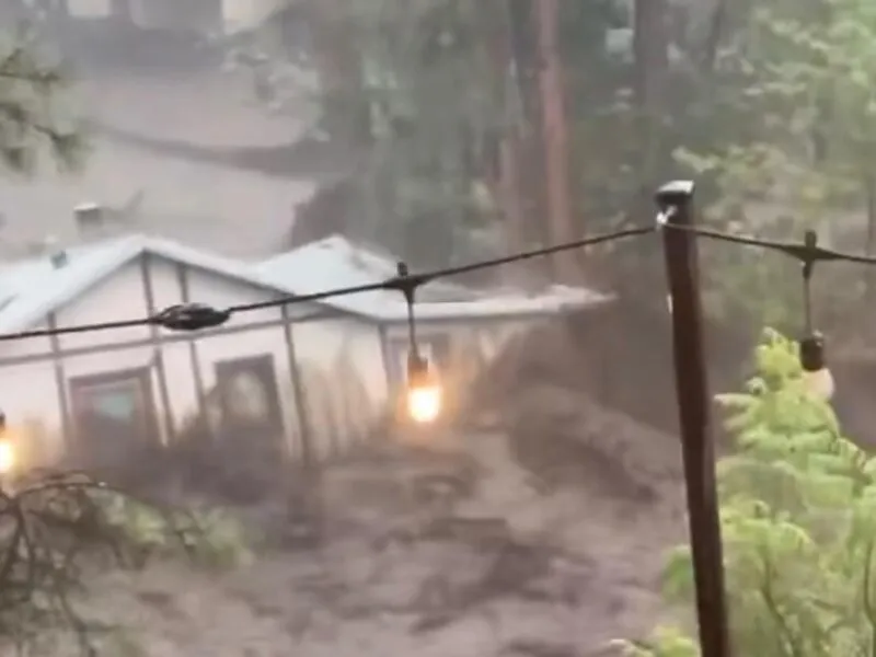 Lluvias provocan inundaciones en Nuevo México; una casa fue arrastrada