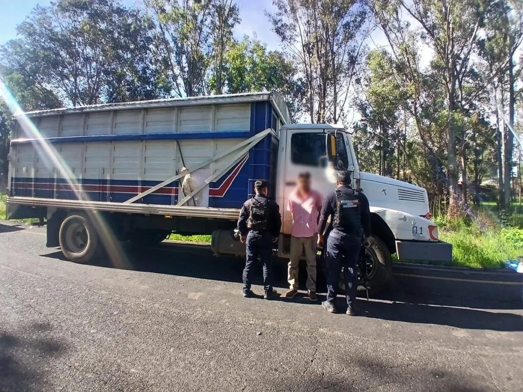 Localizan camión robado en Lagunillas
