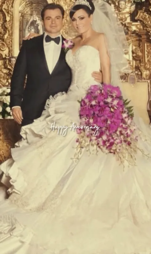 Maribel Guardia celebra su 28 aniversario junto a Marco Chacón