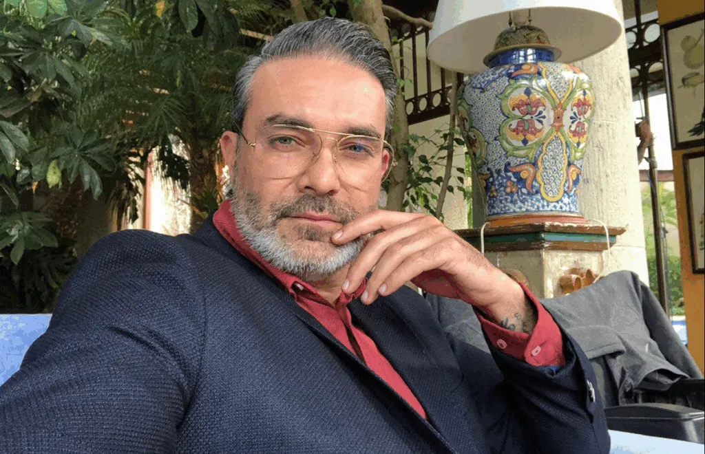 Mauricio Islas desmiente fake news sobre deceso de Adela Noriega