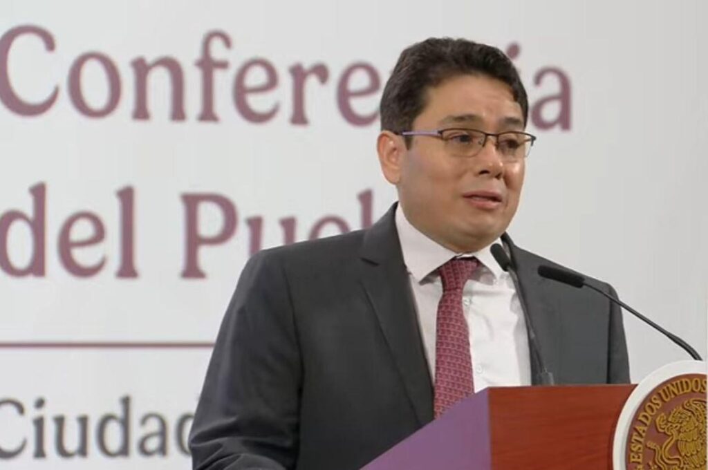 México combate gusano barrenador con moscas estériles