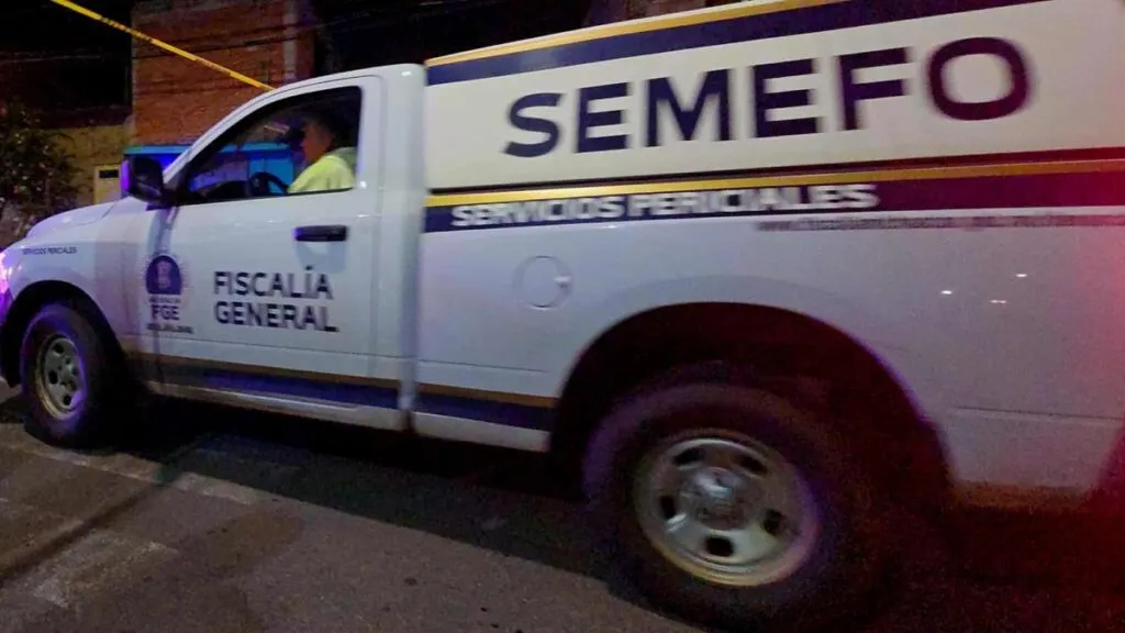 Motociclista es asesinado Apatzingán tras asalto; las autoridades buscan a los responsables