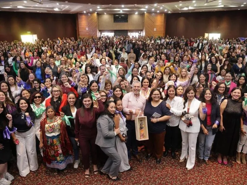 Mujeres, imparables; seré el último gobernador hombre: Bedolla