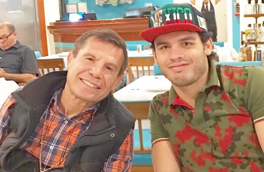 Nicky Chávez asegura que su familia se mantiene fuerte y unida pese a la situación de Julio César Jr.-1