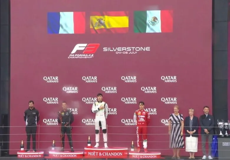 Noel León se lleva el tercer lugar del podio en el circuito de Silverstone
