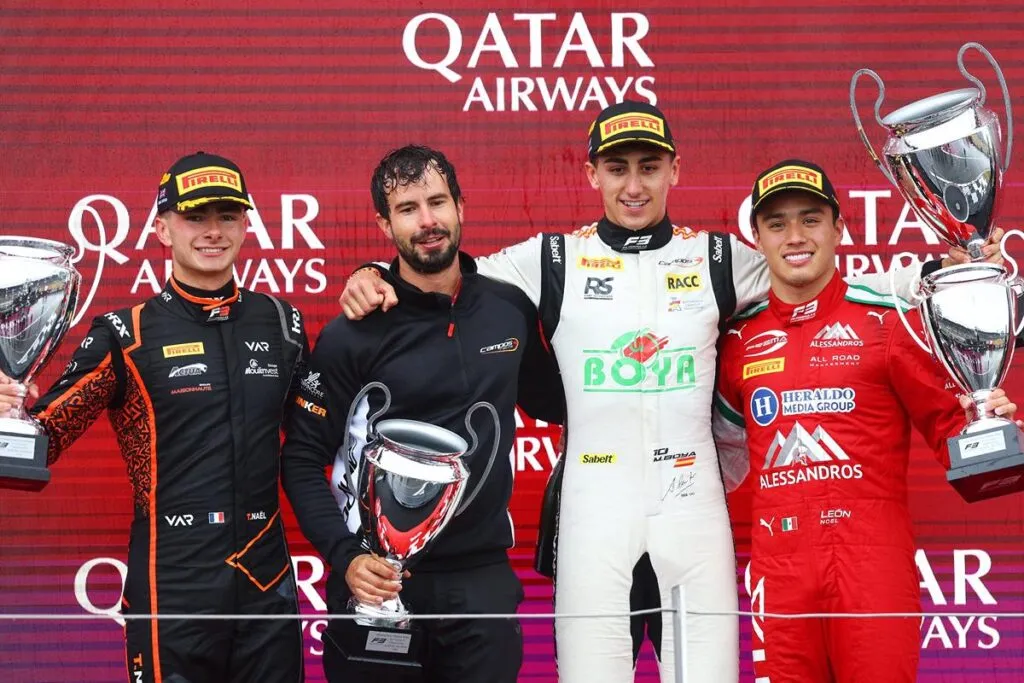 Noel León se lleva el tercer lugar en el circuito de Silverstone