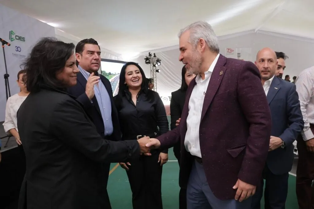 Obras públicas, reflejo de las finanzas sanas de Michoacán: Bedolla-3