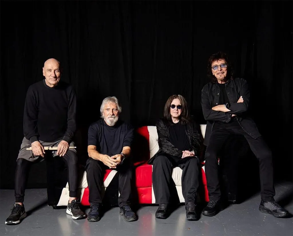 Ozzy Osbourne y Black Sabbath viven despedida con último concierto en Birminghan
