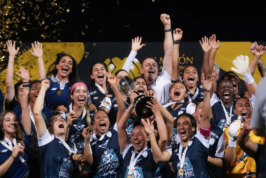 Pachuca logra su primer título de Campeón de Campeonas