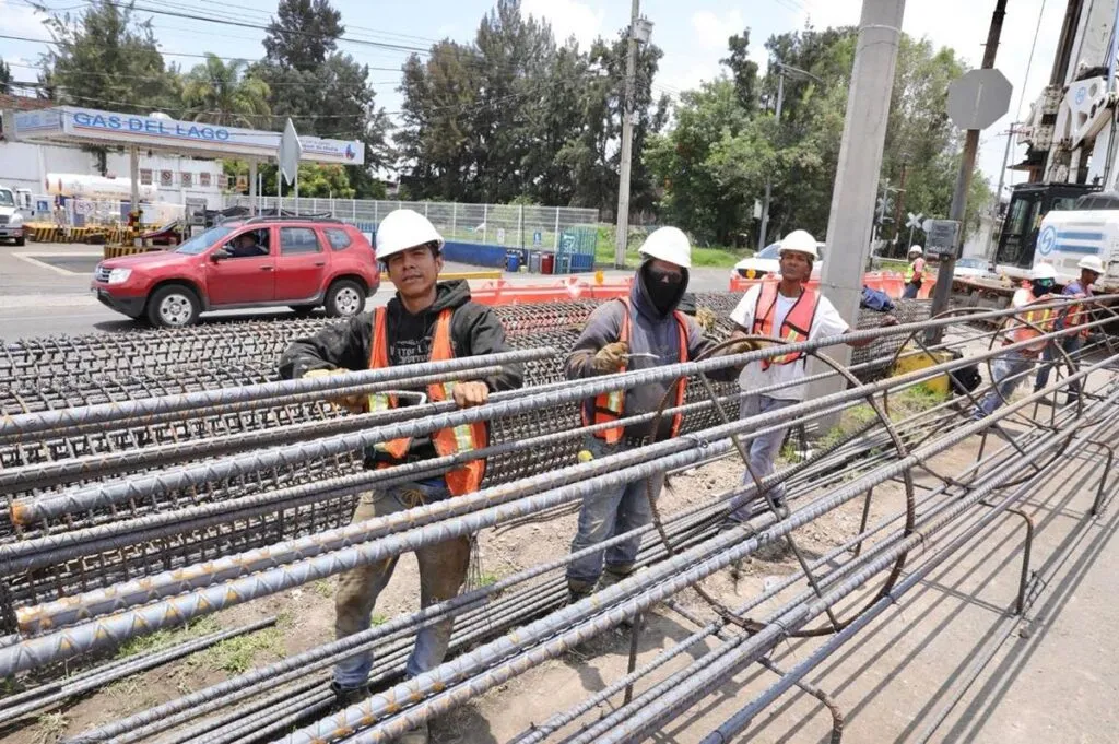 Paso superior vial en Morelia: inicio de construcción