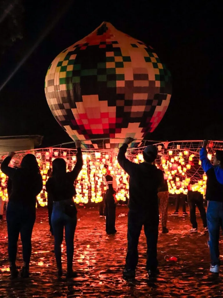 Pátzcuaro despide un Cantoya Fest inolvidable