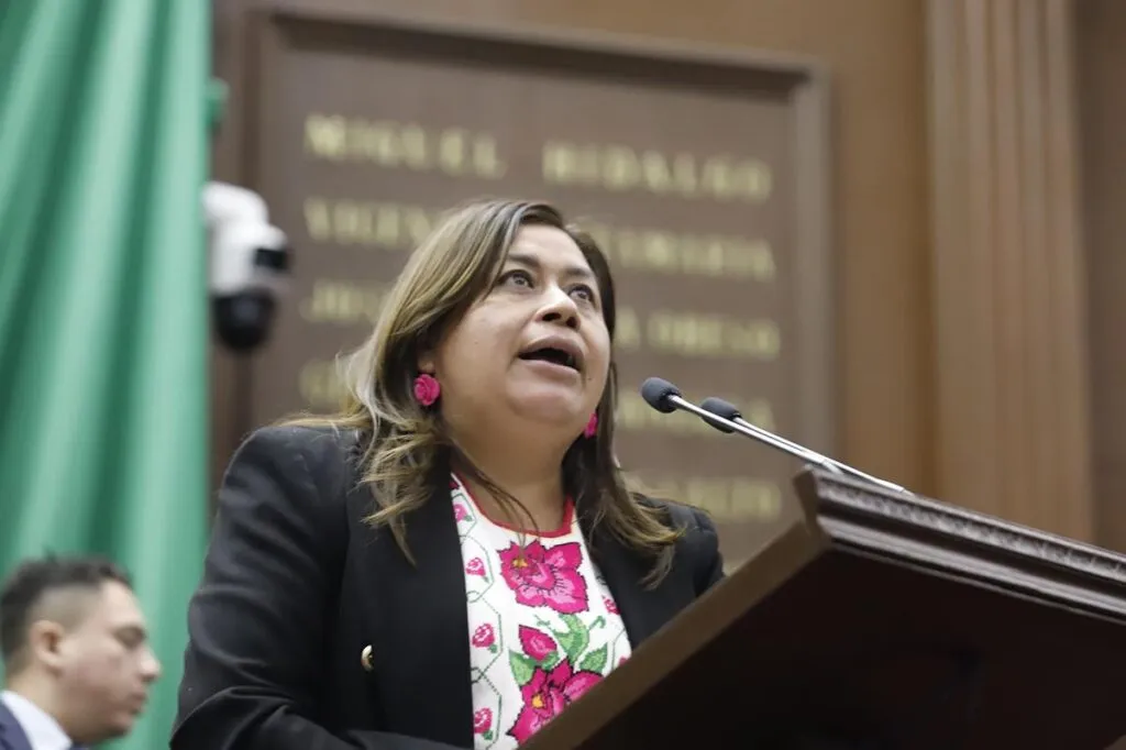 propone Belinda Iturbide conmemorar a Cuca García cada 17 de octubre