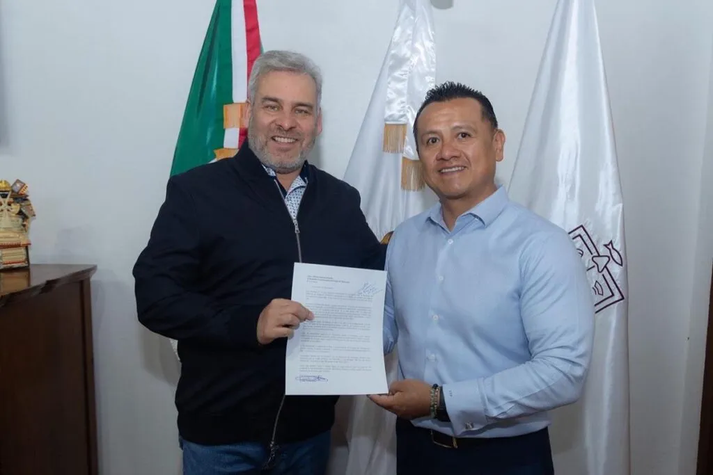 Recibe Bedolla renuncia de Torres Piña a la Secretaría de Gobierno