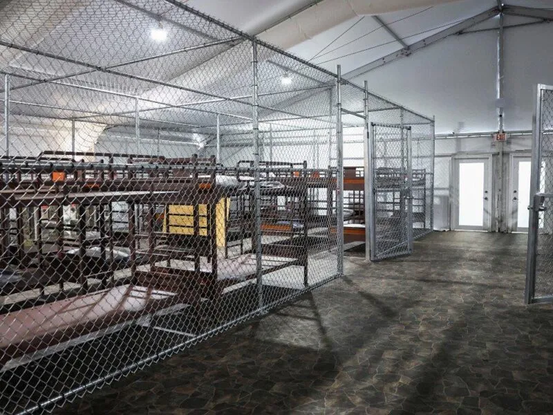Reportan Casi 40 mexicanos detenidos en Alligator Alcatraz