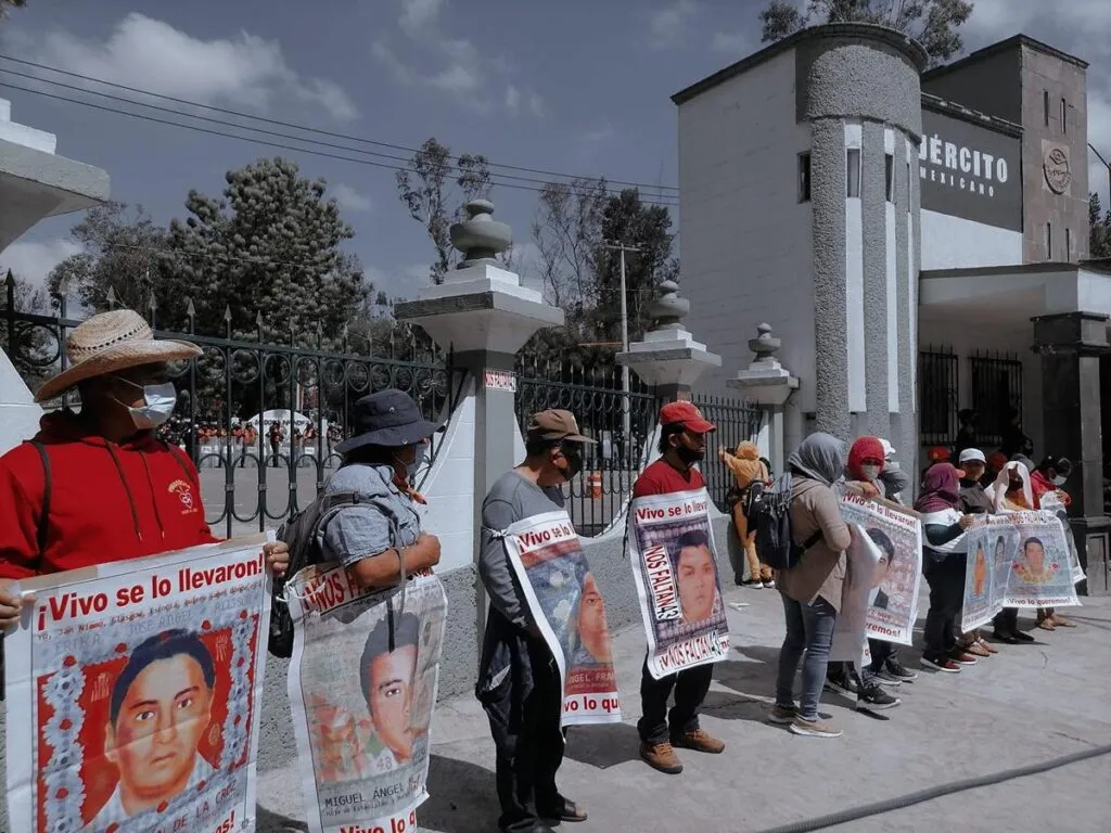 Sheinbaum confirma renuncia de Rosendo Gómez como fiscal especial del caso Ayotzinapa