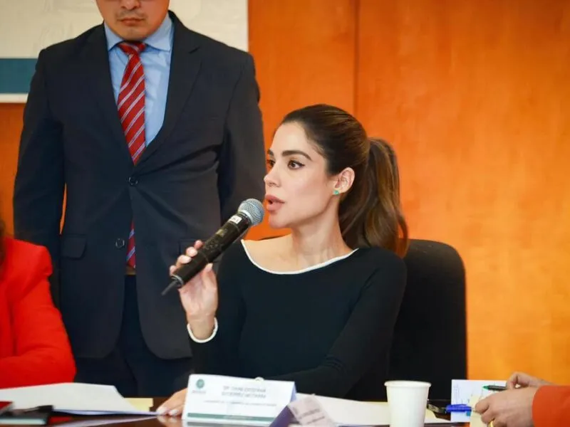 Sheinbaum critica disculpas exigidas a ciudadana en el caso “dato protegido”