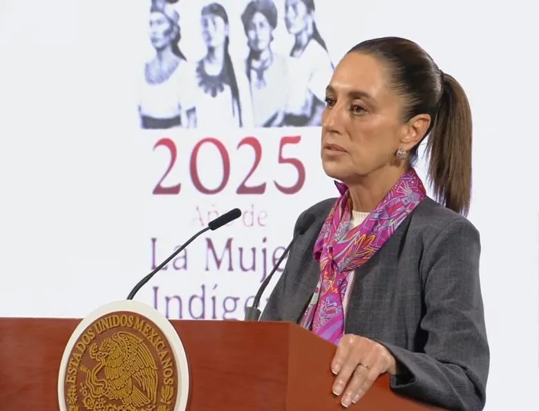 Sheinbaum critica viaje de Monreal a España