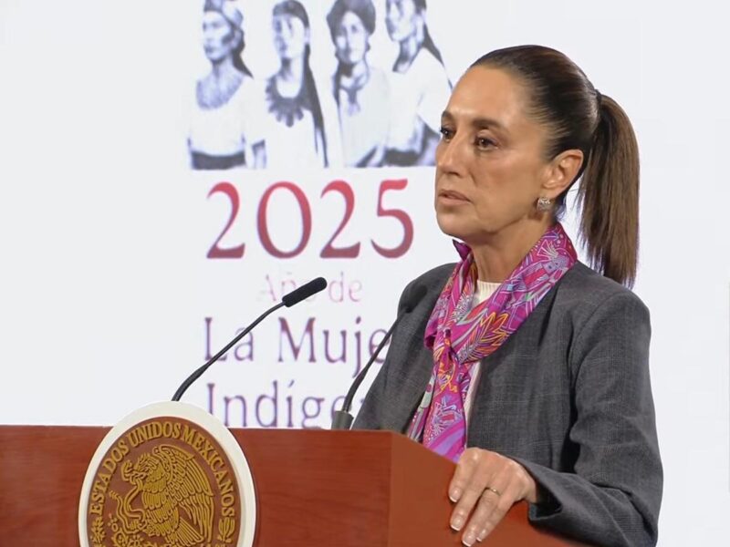 Sheinbaum critica viaje de Monreal a España