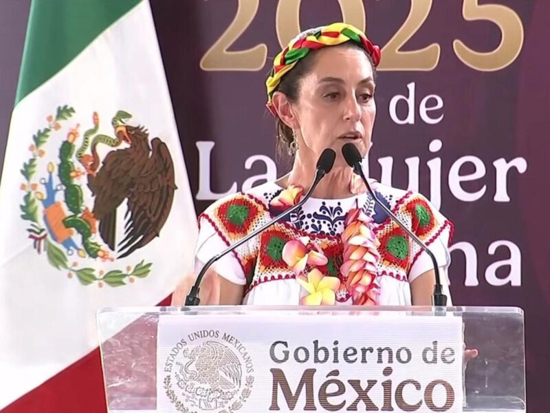 Sheinbaum recibe bastón de mando en Veracruz