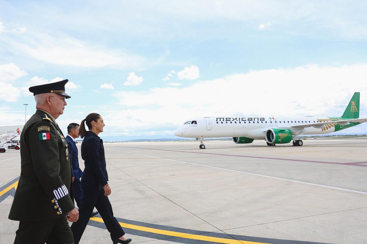Sheinbaum recibe la primera de 20 aeronaves Embraer para Méxicana de Aviación