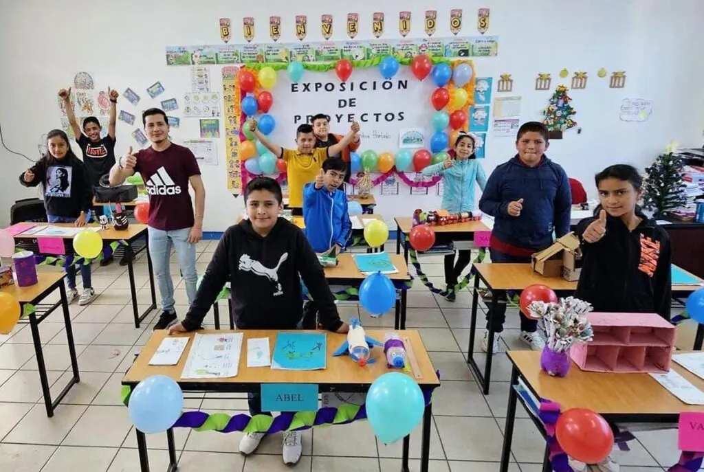 Tercer ciclo escolar completo es gracias al compromiso docente: Gabriela Molina