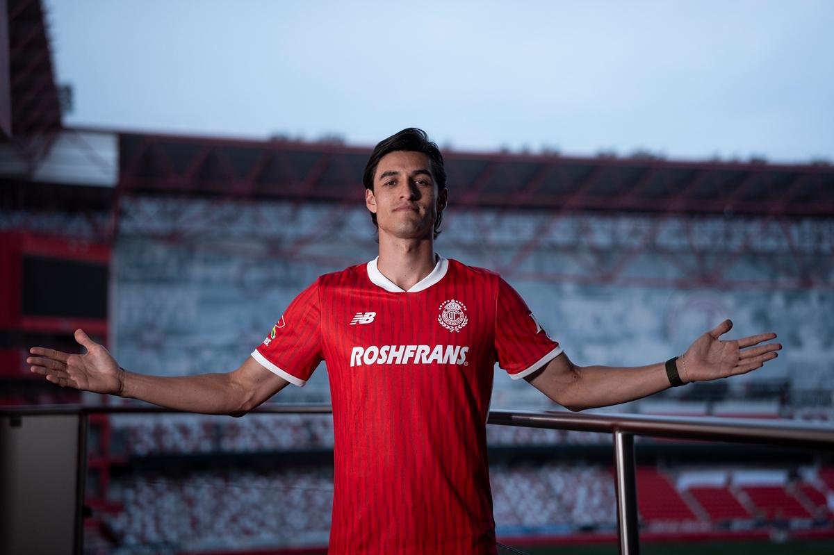 Toluca hace oficial la llegada de Fernando Arce como refuerzo para el Apertura 2025
