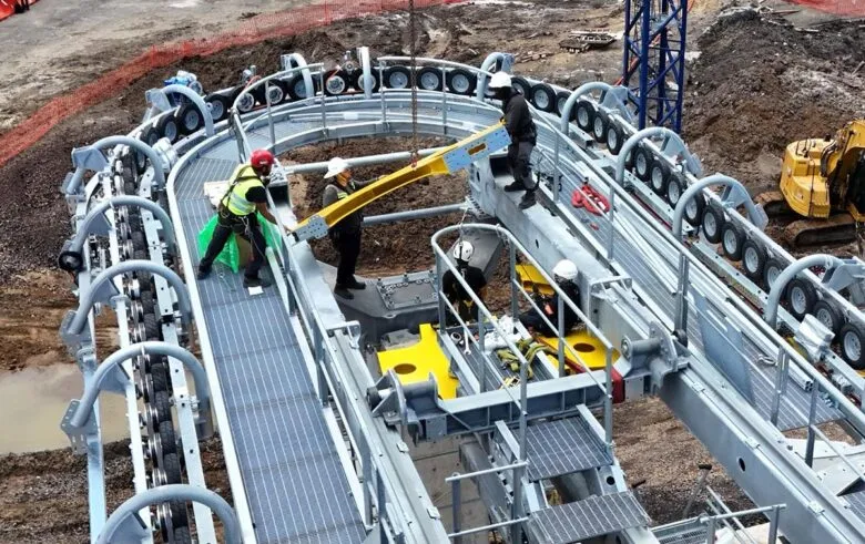 Trabajadores en el Teleférico de Morelia