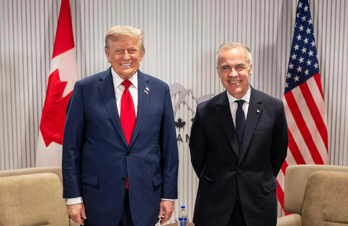 Trump amenaza a Canadá con arancel del 35% si no ayuda a detener el tráfico de fentanilo