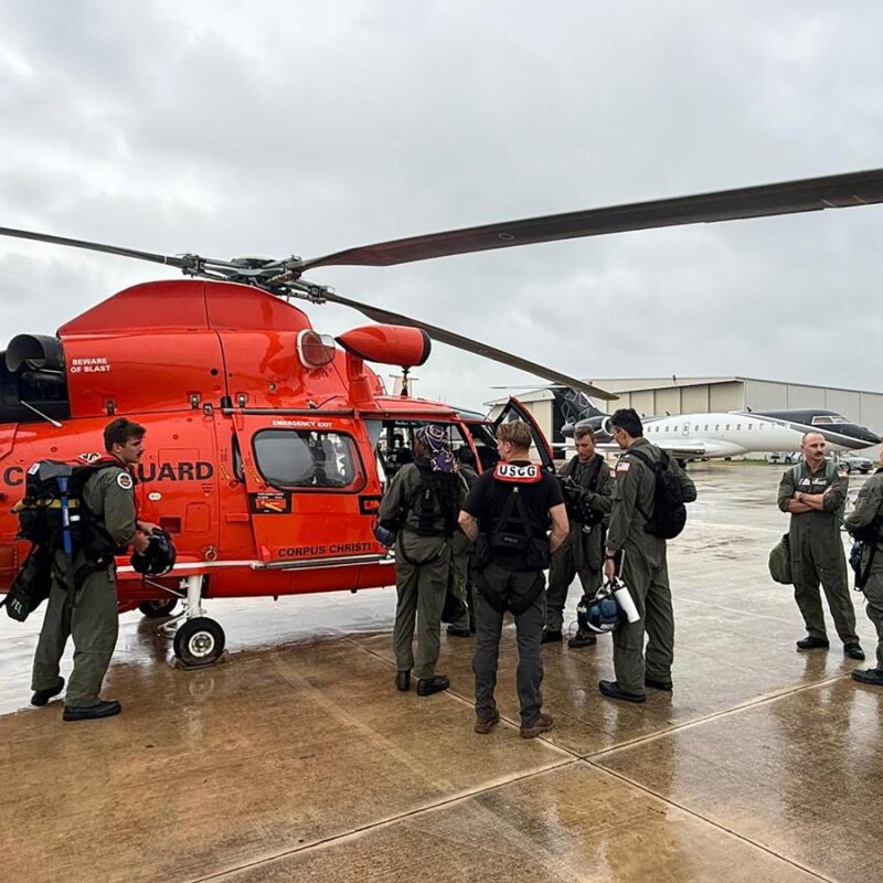 Trump declara desastre en Texas mientras buscan a 27 niñas