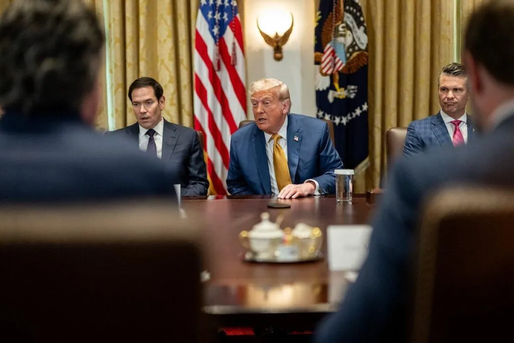 Trump impone nuevos aranceles del 30% a México; entrarán en vigor el 1 de agosto