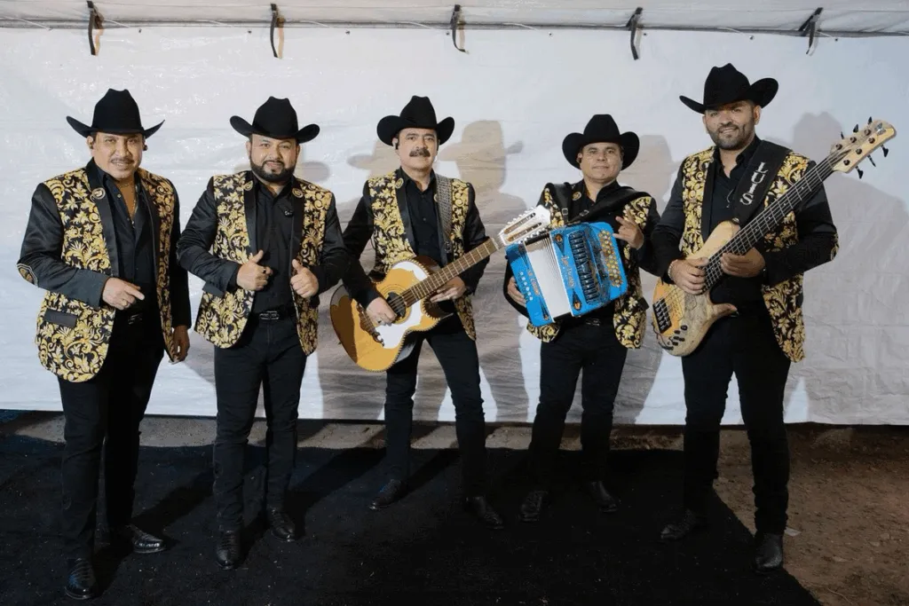 Tucanes de Tijuana reconocen cantar “adrede” corridos en Chihuahua tras pagar multa