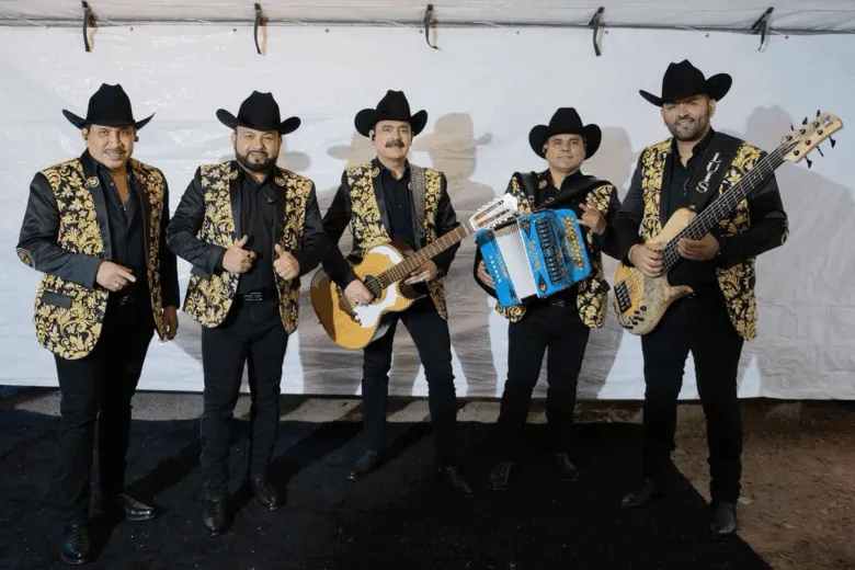 Tucanes de Tijuana reconocen cantar “adrede” corridos en Chihuahua tras pagar multa