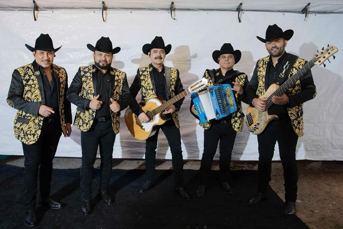 Tucanes de Tijuana reconocen cantar “adrede” corridos en Chihuahua tras pagar multa