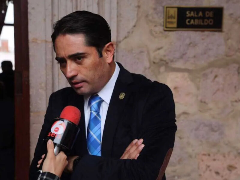 El regidor Benjamín Farfán denunció que la corrupción y los intereses oscuros han impedido que el Ayuntamiento de Morelia regule bares y antros con exceso de ruido y horarios fuera de la norma