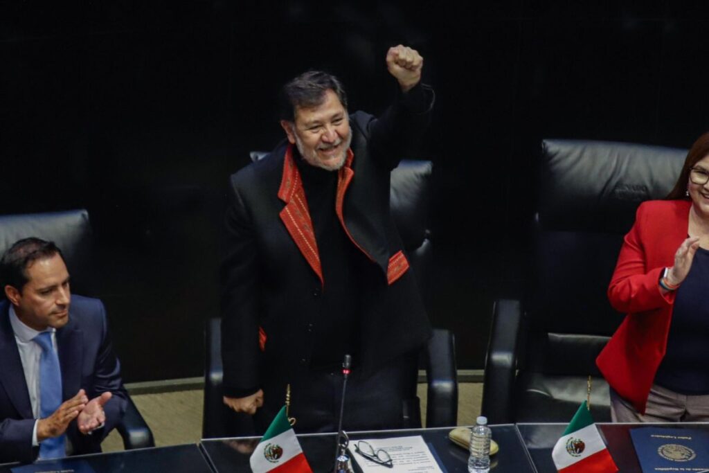 Con 127 votos a favor, el Morenista Gerardo Fernández Noroña es elegido como nuevo presidente de la Mesa Directiva del Senado de la República de México 1