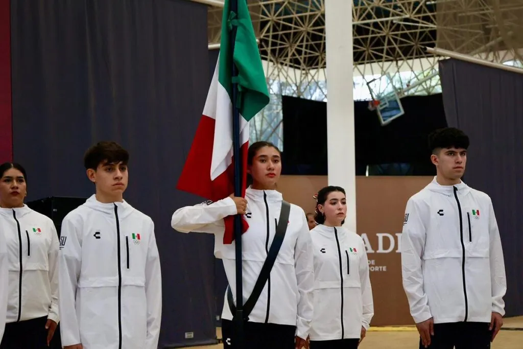 Abanderan a delegación mexicana que participará en Juegos Panamericanos Junior