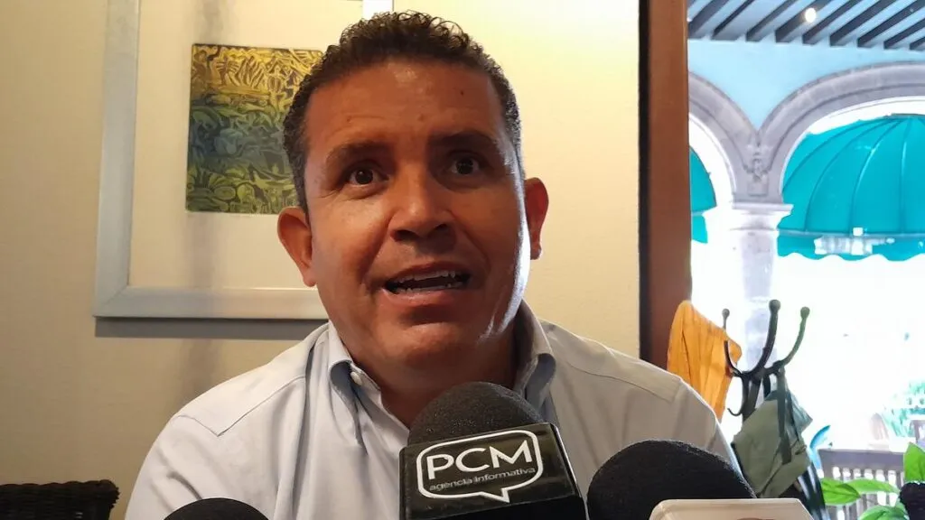 Acuerda Jucopo que Adrián López sea orador en entrega de Condecoración “Suprema Junta Nacional Americana”