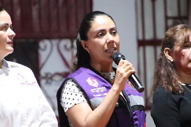 Alcaldesa de Apatzingán admite falta de recursos para pagar a trabajadores