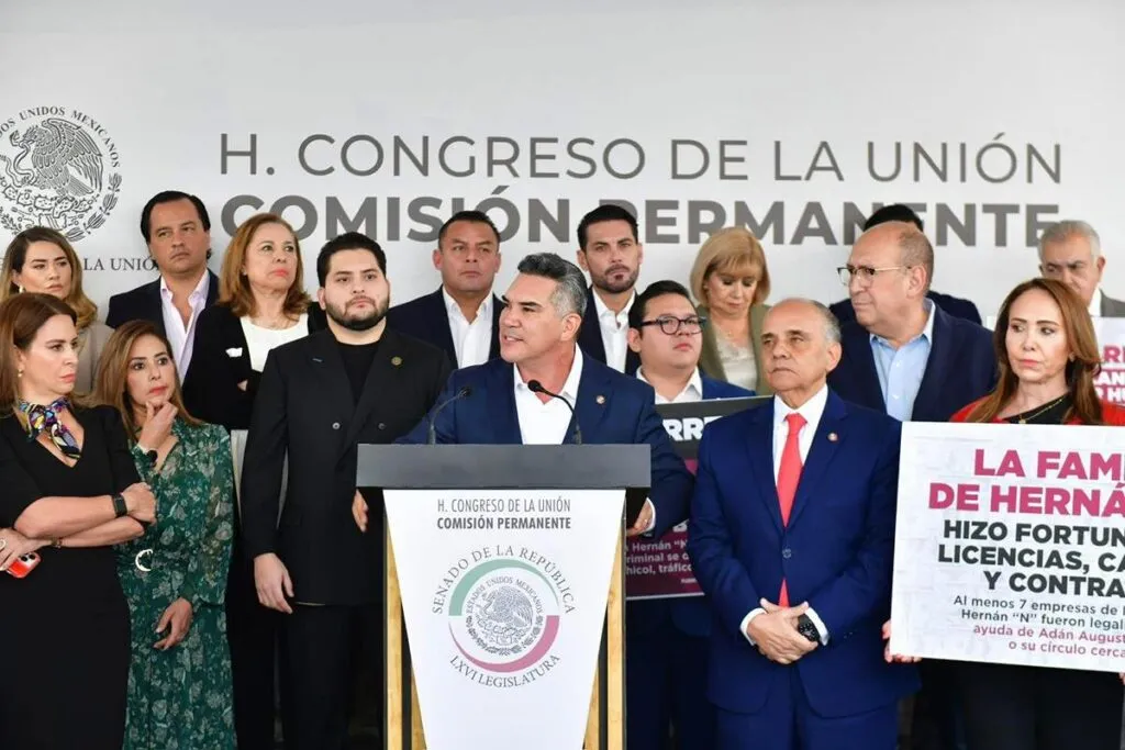 Alejandro Moreno amaga con denunciar a políticos de Morena