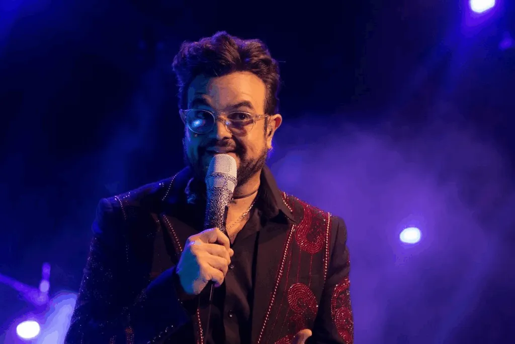 Aleks Syntek lanza fuerte señalamiento tras polémica por comentarios sobre Shakira y Elton John-2