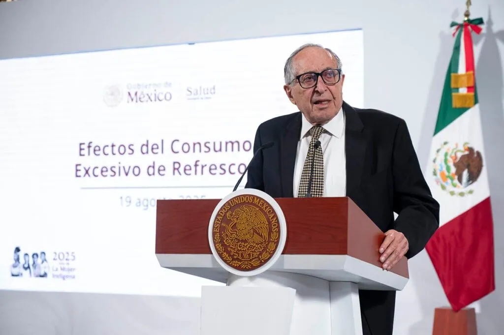 Alerta sanitaria. En México 7 de cada 10 niños y adolescentes consumen al menos un refresco al día: SSA