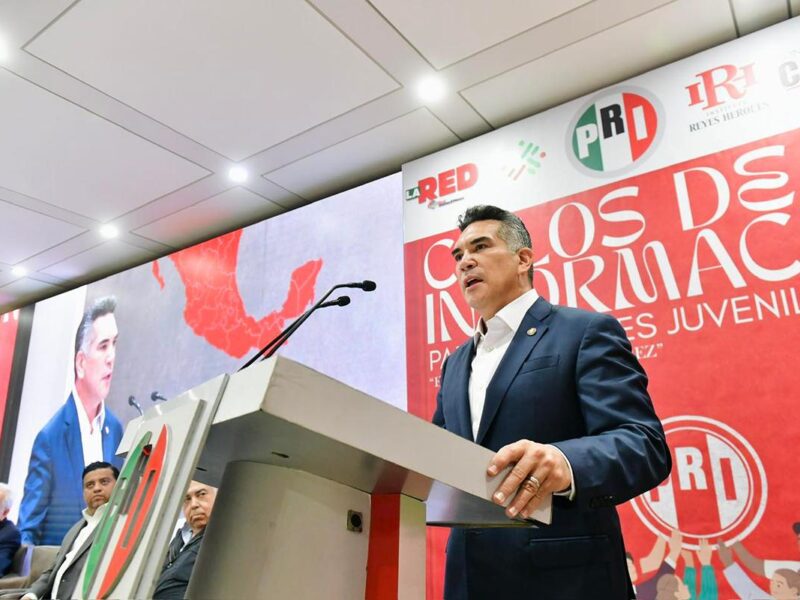 ‘Alito’ Moreno presenta denuncia ante la FGR contra Nicolás Maduro por “nexos” con cárteles mexicanos