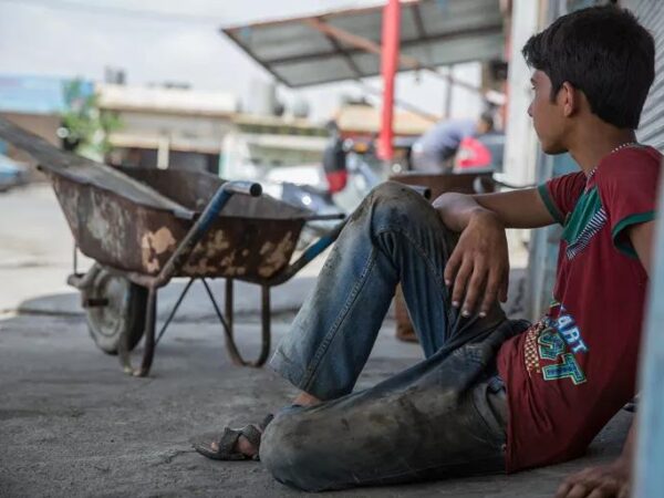 Alrededor de 200 mil menores en Michoacán, trabajan
