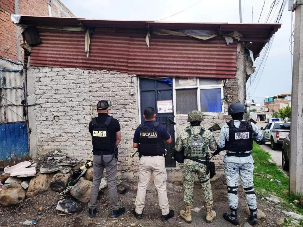 Aseguran en Morelia más de mil 500 dosis de metanfetamina; hay dos detenidos