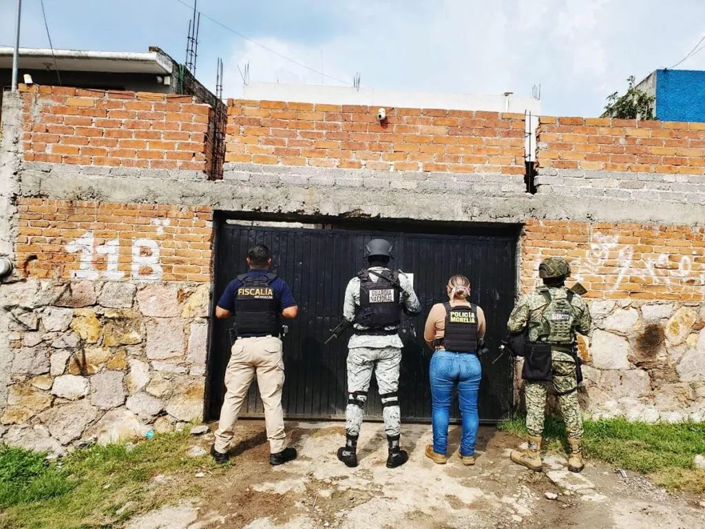 Aseguran más de mil 500 dosis de metanfetamina y capturan a dos personas en Morelia