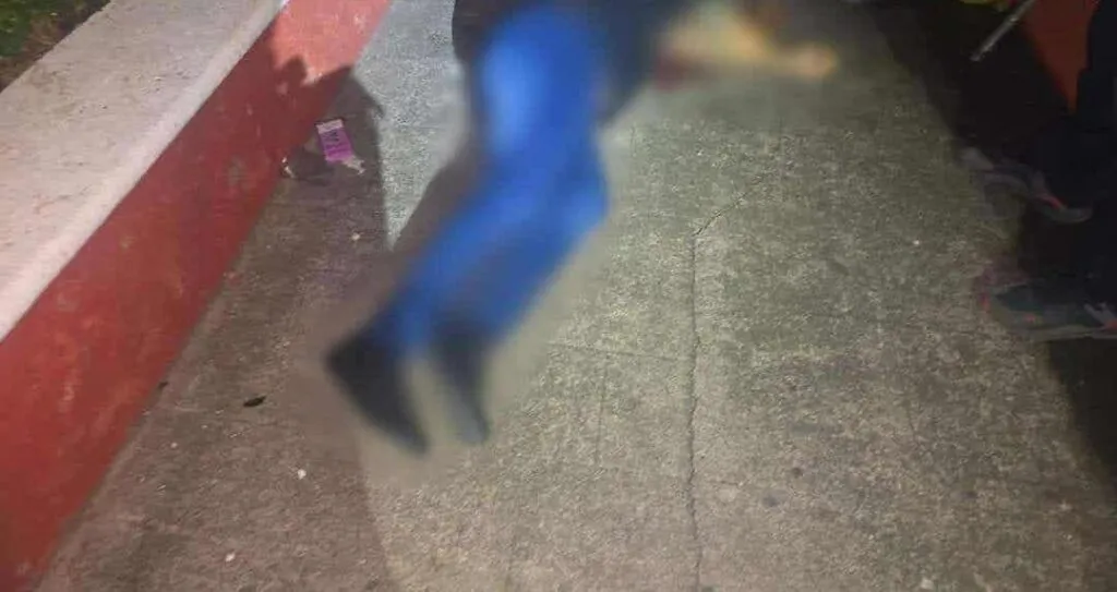 Asesinan a taxista a balazos en la plaza principal de Parácuaro-1