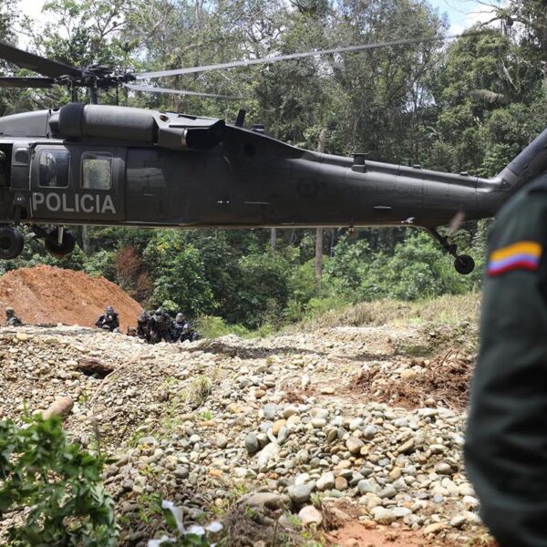 Ataques simultáneos en Colombia dejan 13 muertos, disidencia de las FARC implicadas