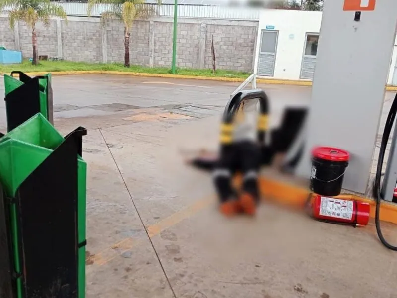 Atropellan y matan a mujer en gasolinera de Ario de Rosales