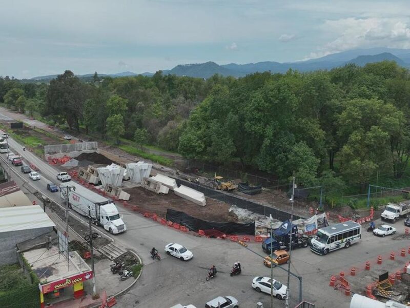 Avance de distribuidor vial la Hielera
