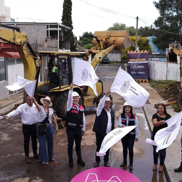 Arranca Bedolla rehabilitación de espacio público y calle en Uruapan